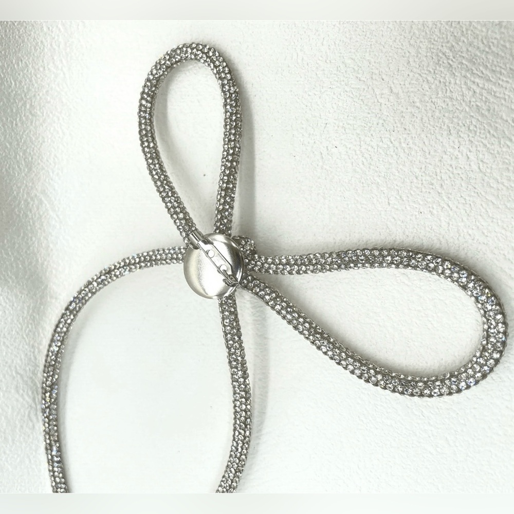 Silver & White Crystal Bow Tie Pin | Sophisticated Rhinestone Brooch | New - Picture 3 of 4